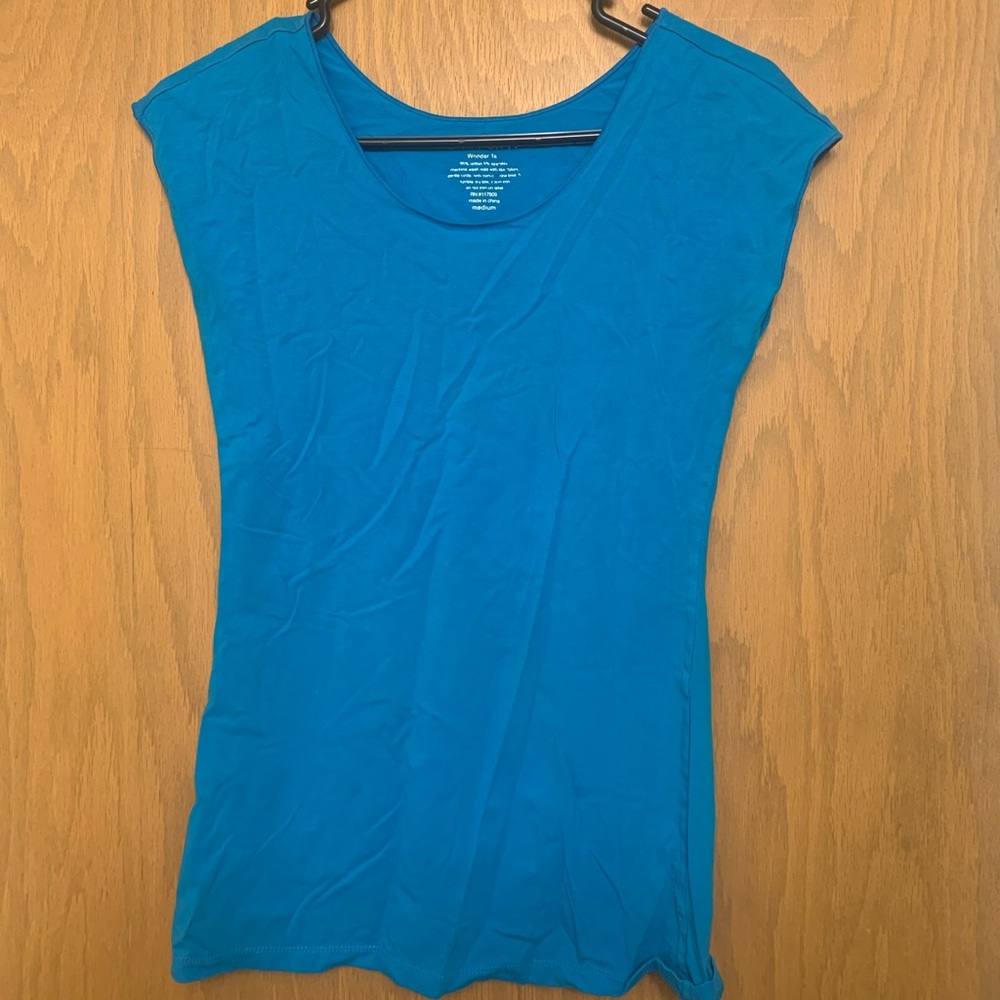 Downeast Wonder tee blue size medium